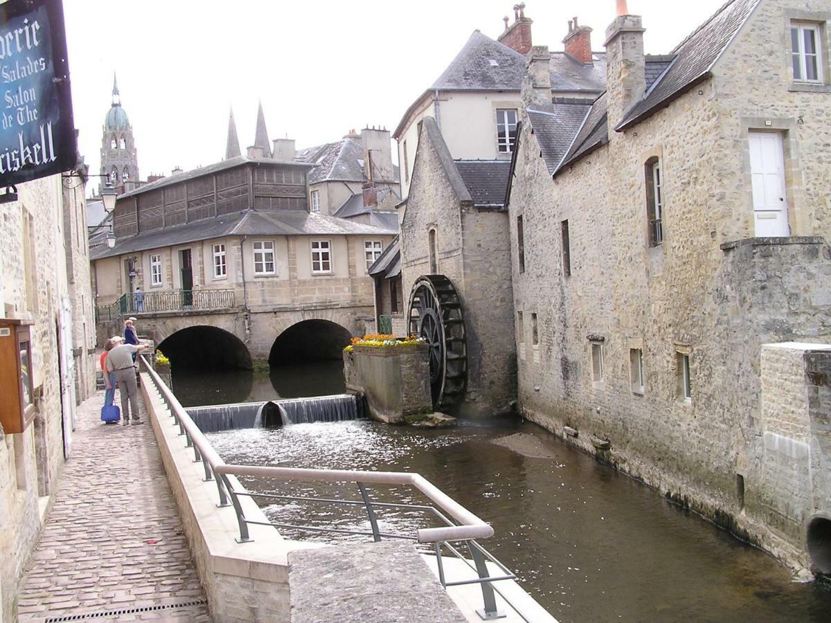 Le Chat Qui Veille Bayeux Dış mekan fotoğraf
